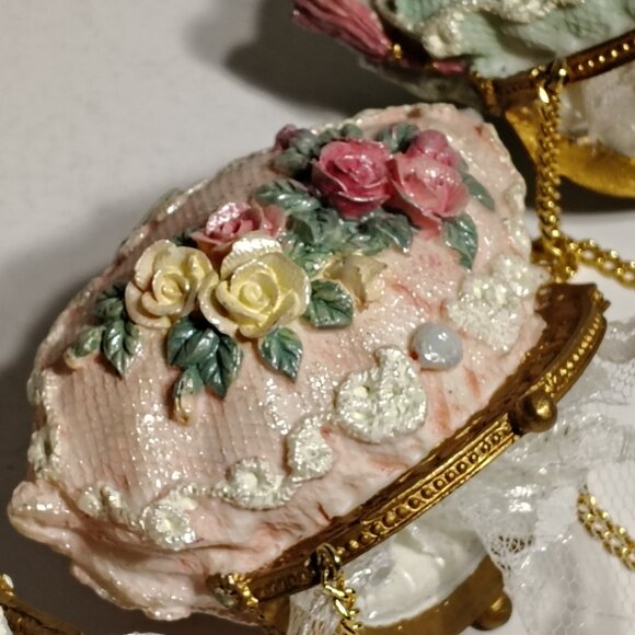 Lilian Vernon Victorian Ornaments Decor Lace Handbag Purse Couture Vanity Set - Picture 3 of 9